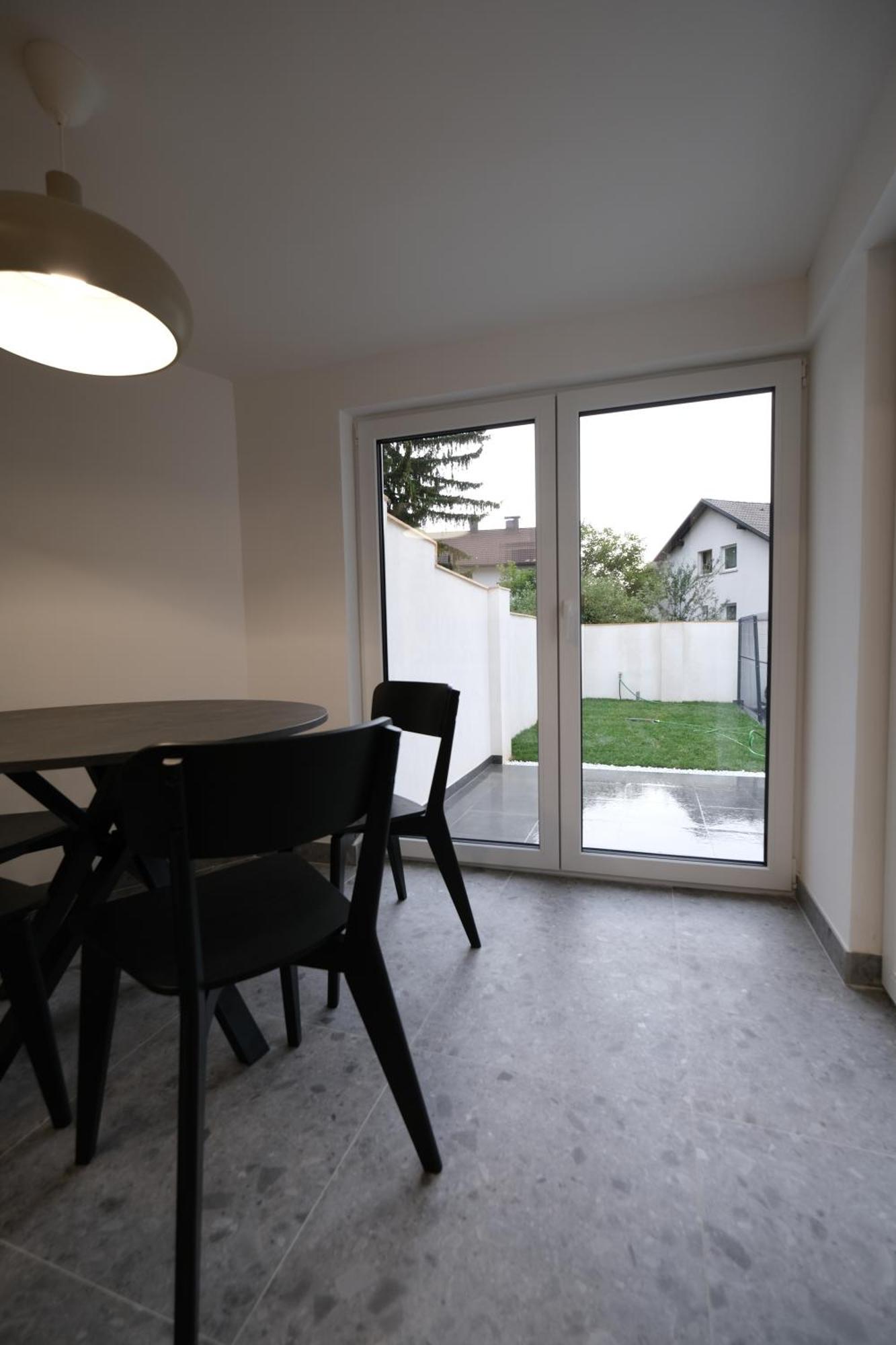 Apartments Emona Free Parking & Gym Ljubljana Kültér fotó